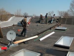 more roofers