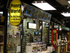 honey store in Toronto St Lawrence Market